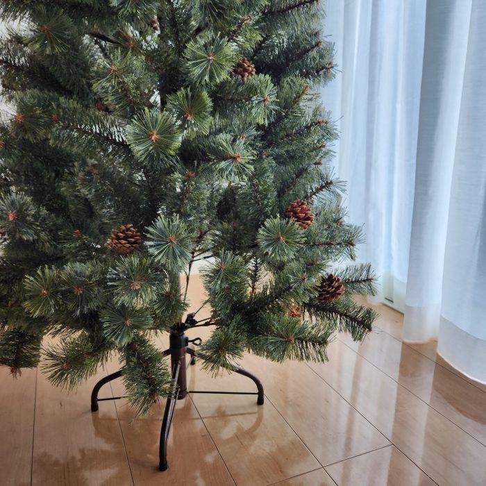 アルザスツリー150cm、2023年、クリスマスツリー